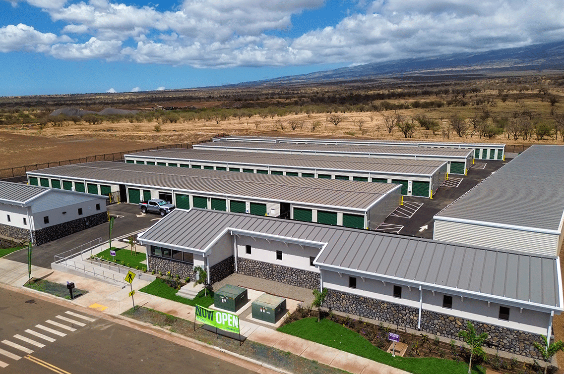 Image{width=1137,height=755,url='https://8488932.fs1.hubspotusercontent-na1.net/hubfs/8488932/KiheiGallery-2.png',altText='An aerial shot showing the full scale of DXD Capital's Kihei facility. ',fileId=null}