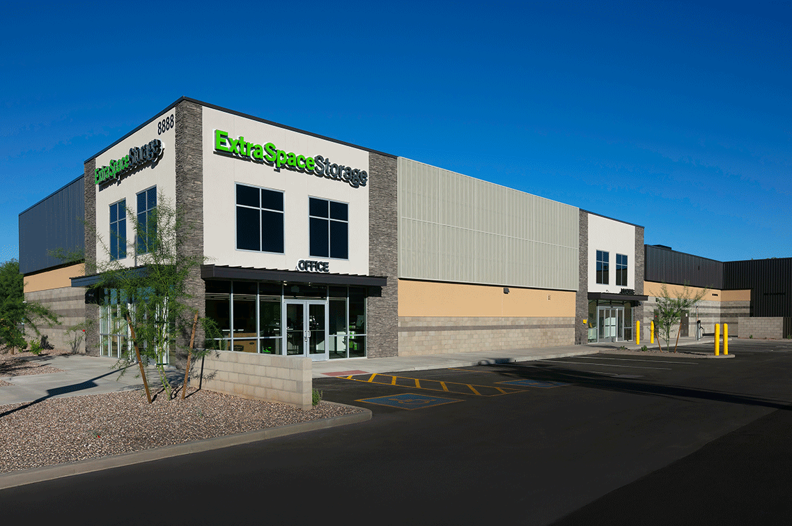 Image{width=1137,height=755,url='https://8488932.fs1.hubspotusercontent-na1.net/hubfs/8488932/ScottsdaleGallery-1.png',altText='A daylight ground shot of the front of DXD Capital's Scottsdale facility.',fileId=null}
